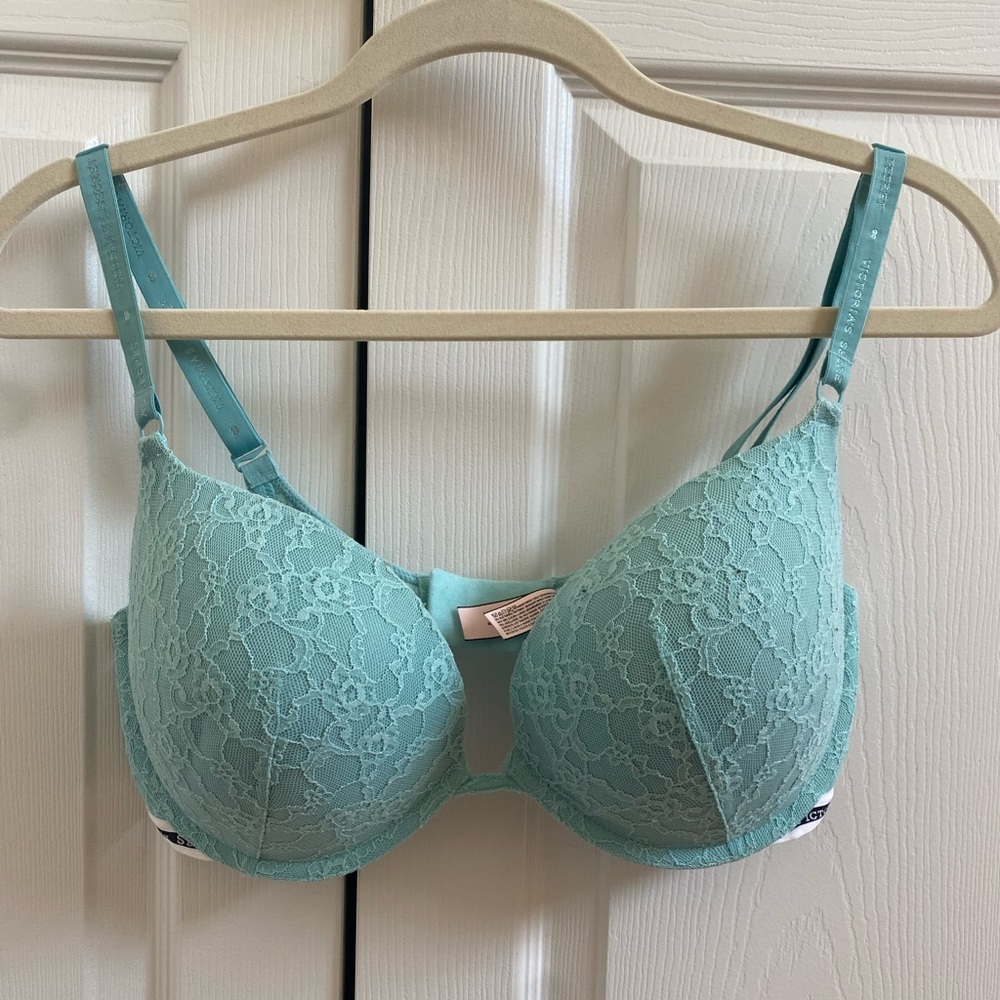 New VS Bra